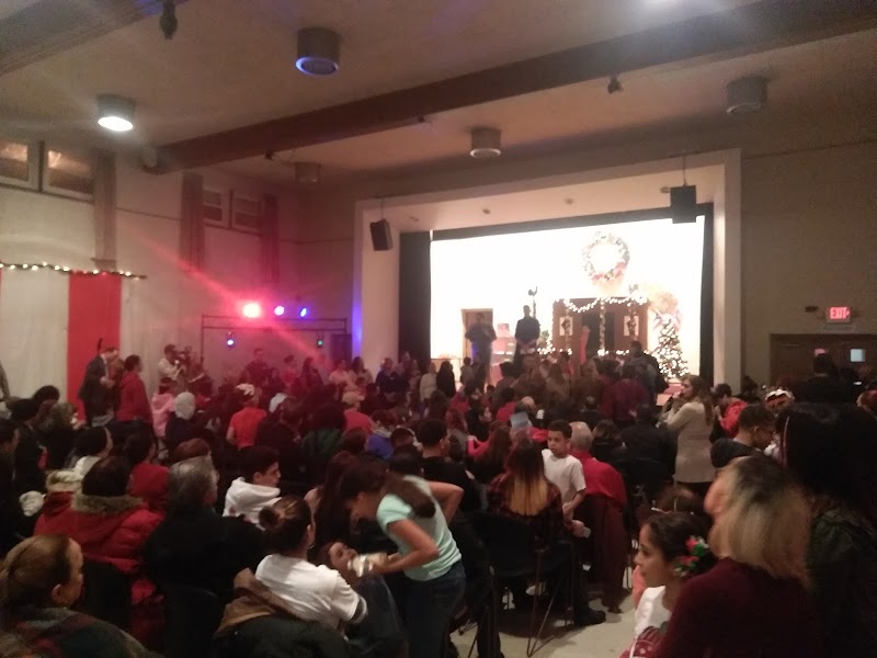 Julia De Burgos Cultural Arts Center Cleveland atmosphere