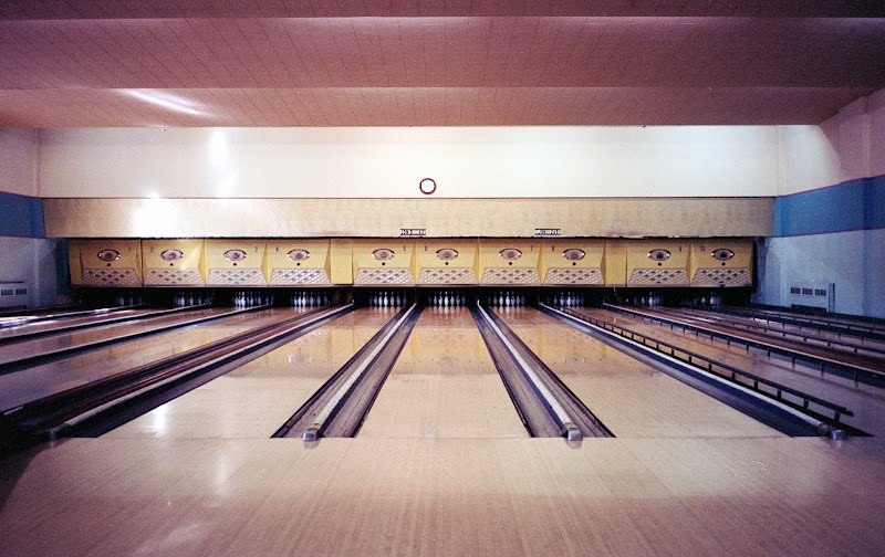 Mahall's Cleveland atmosphere