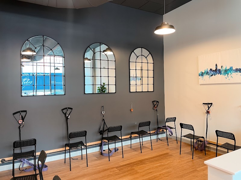 Great Lakes Health and Wellness - Cleveland: Chiropractic and Massage Therapy Cleveland atmosphere