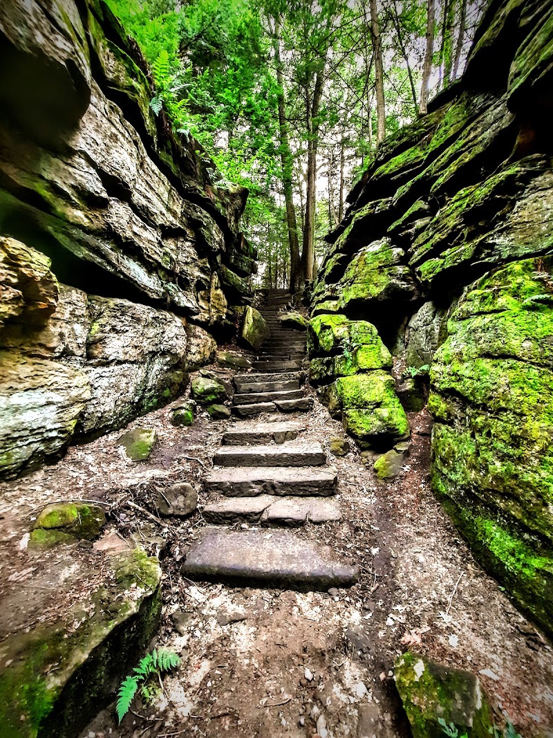 Ledges Overlook Cleveland interior