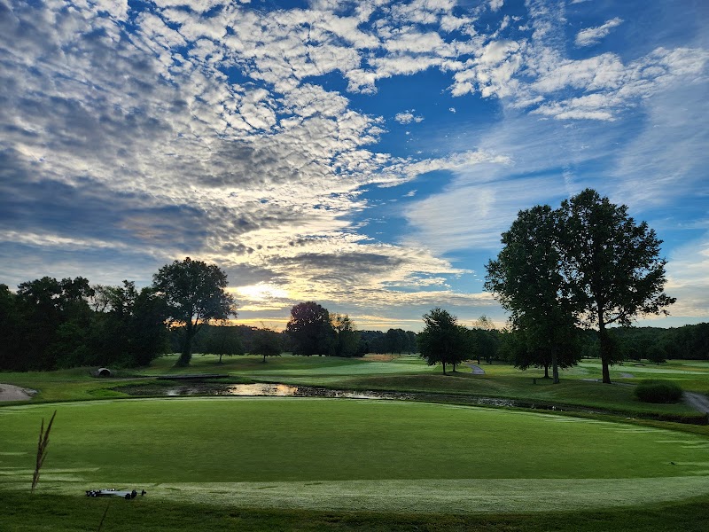 Brookledge Golf Club Cleveland interior