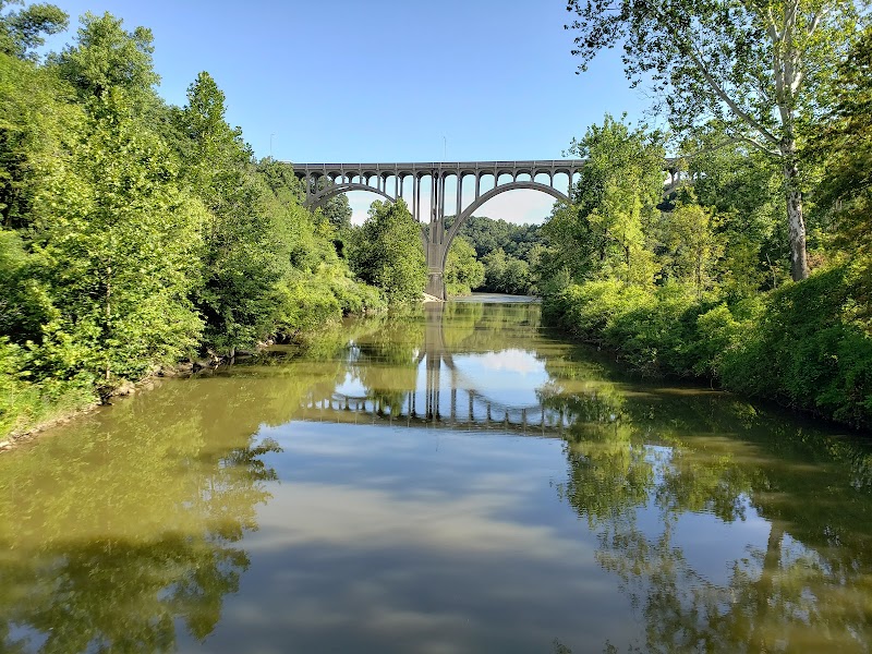 Brecksville Reservation Cleveland atmosphere