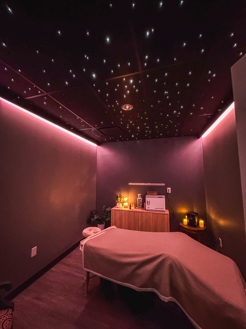 Urban Haven Cleveland Heights | Massage, Yoga, Cold Plunge, Sauna Cleveland atmosphere
