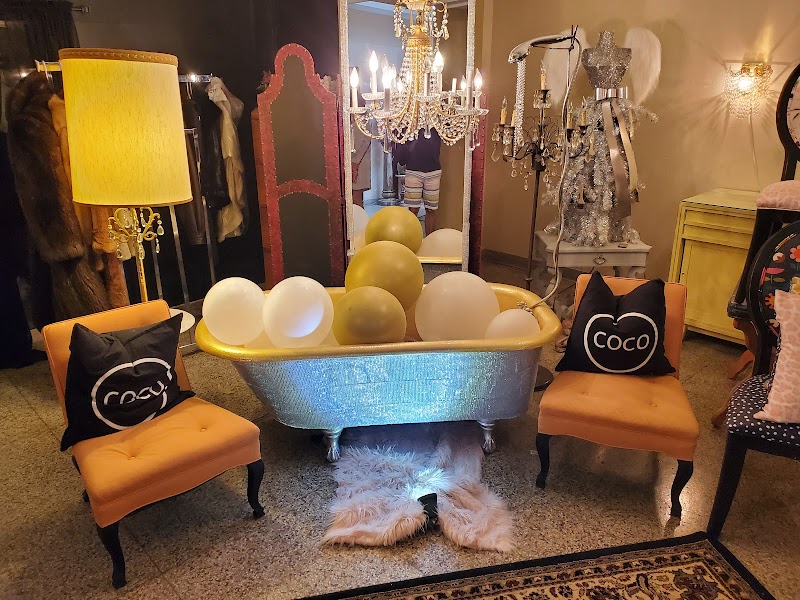 Coco’s Selfie Space Cleveland interior