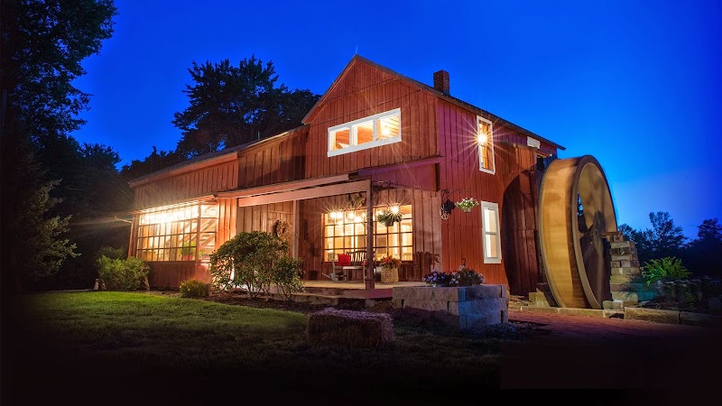 The Wine Mill Cleveland atmosphere
