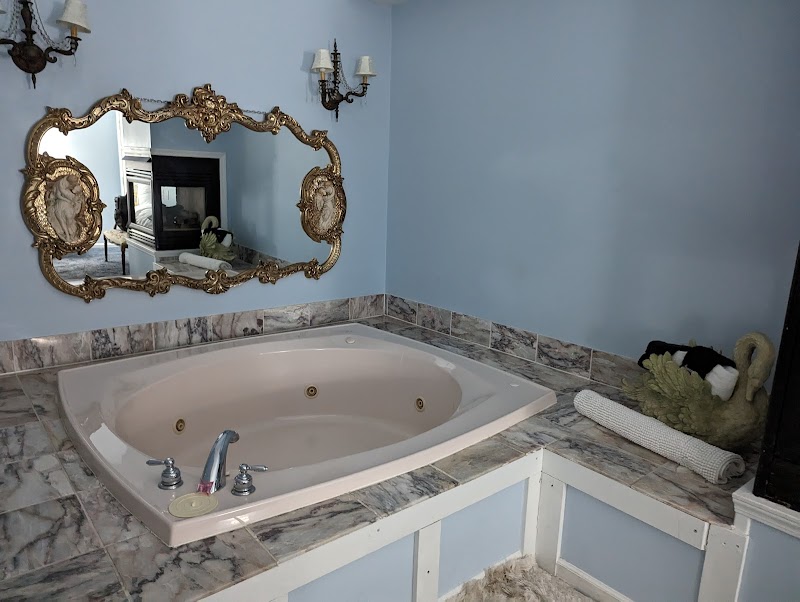 HideAway Country Inn - Boutique Hotel in Ohio Cleveland atmosphere