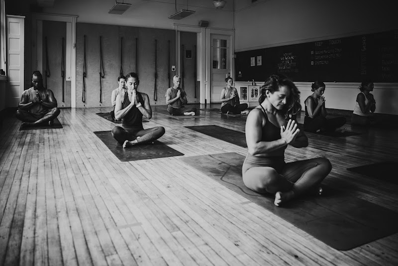 Yogavita Little Italy Cleveland atmosphere
