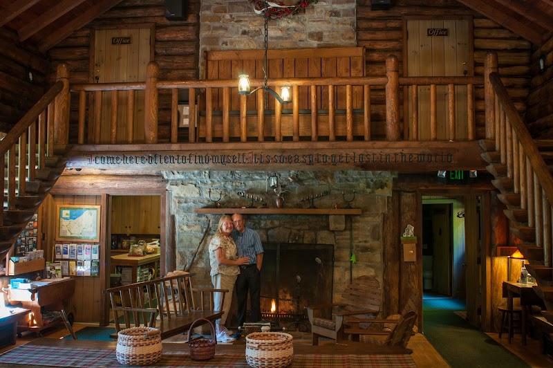 Look About Lodge Cleveland atmosphere