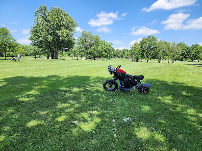 Ellsworth Meadows Golf Club Cleveland atmosphere