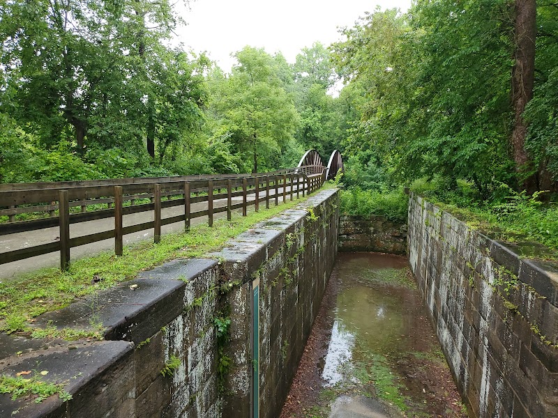 Lock 29 Trailhead Cleveland atmosphere