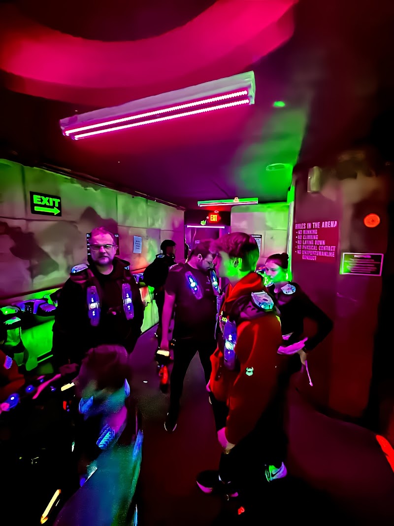 Arena 51 Laser Tag Cleveland interior